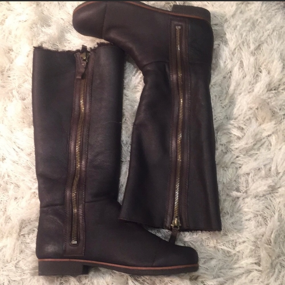 Modern vintage tall brown leather boots sz10